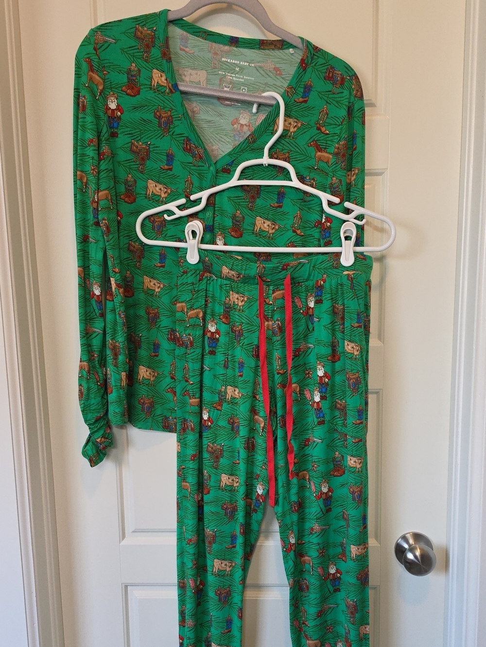 Buckaroo Baby Co. Women's Green Western Cowboy Holiday Pajama Set - Medium